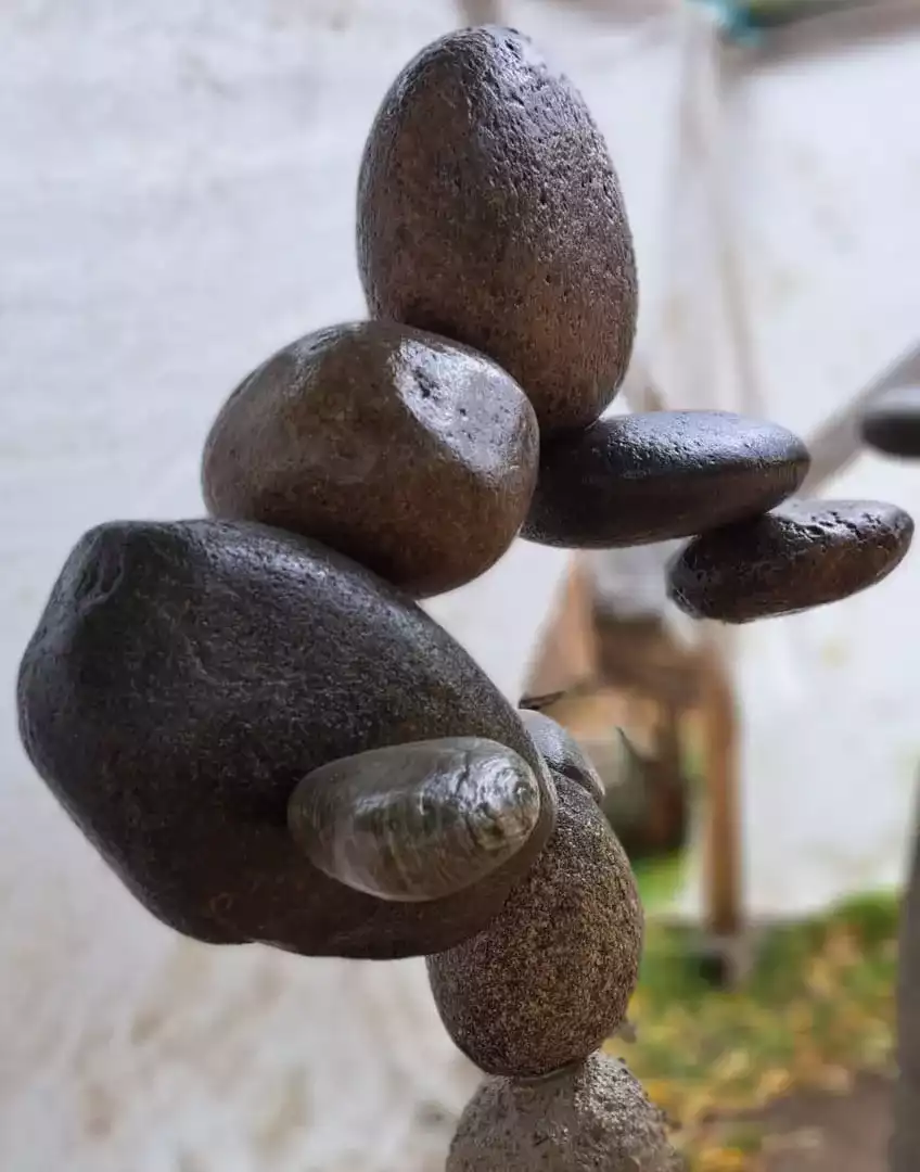 Парящие камни