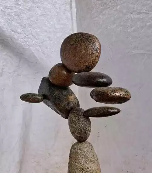 Скульпутра из камней